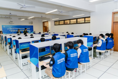 浙江軟件開(kāi)發(fā)新篇章 省職業(yè)院校技能大賽高職組“應(yīng)用軟件系統(tǒng)開(kāi)發(fā)”賽項(xiàng)在浙工貿(mào)成功舉辦